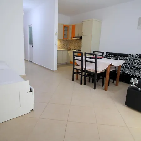 Апартаменты July Seaview Саранда
