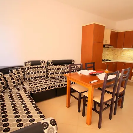 July Seaview Appartement Sarandë