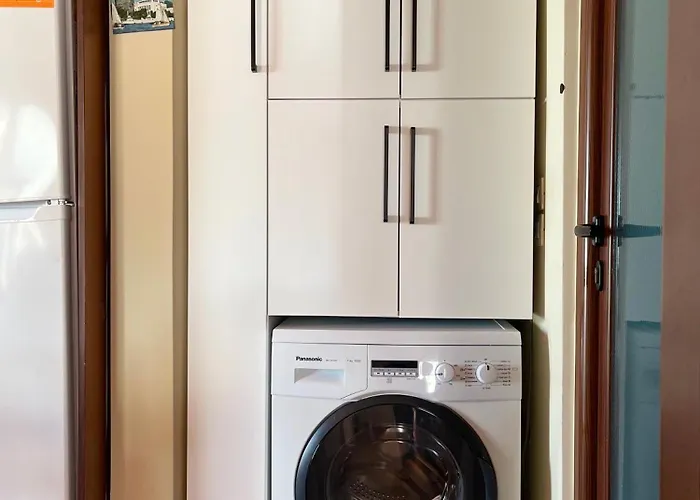 July Seaview Apartment *