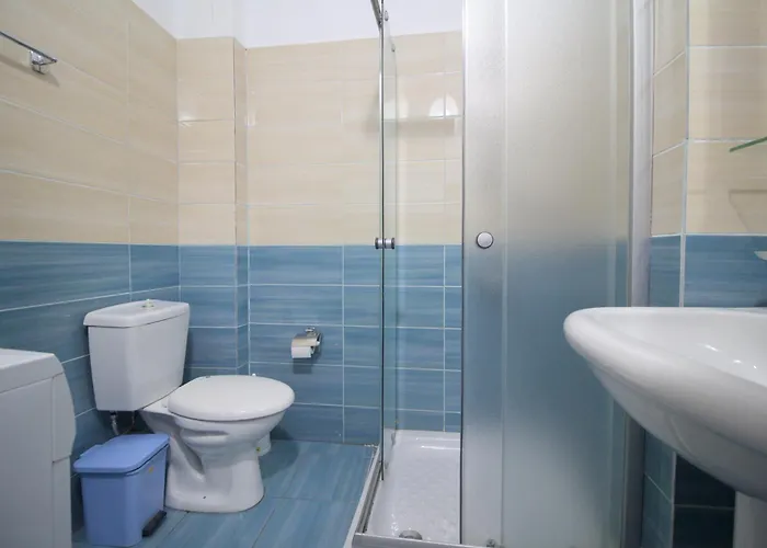 July Seaview Apartment