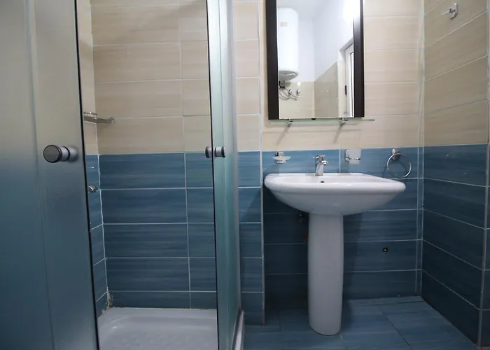 July Seaview Apartment